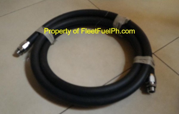 15 ft Fuel Rubber Hose w/ Rotary Connectors